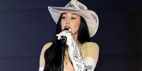 noah cyrus nude|Noah Cyrus Nude LEAKED Pics & Hot Porn Video [2021].